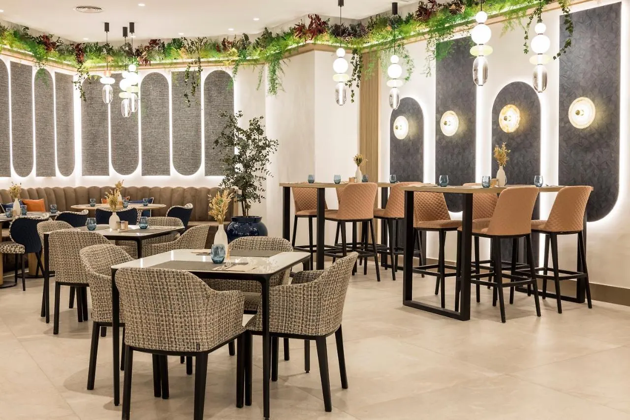 **** Hotel Ilunion Les Corts Spa Barcelona Spanien